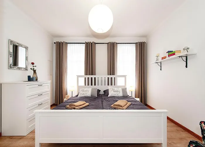 Gans Auguste * Dohna